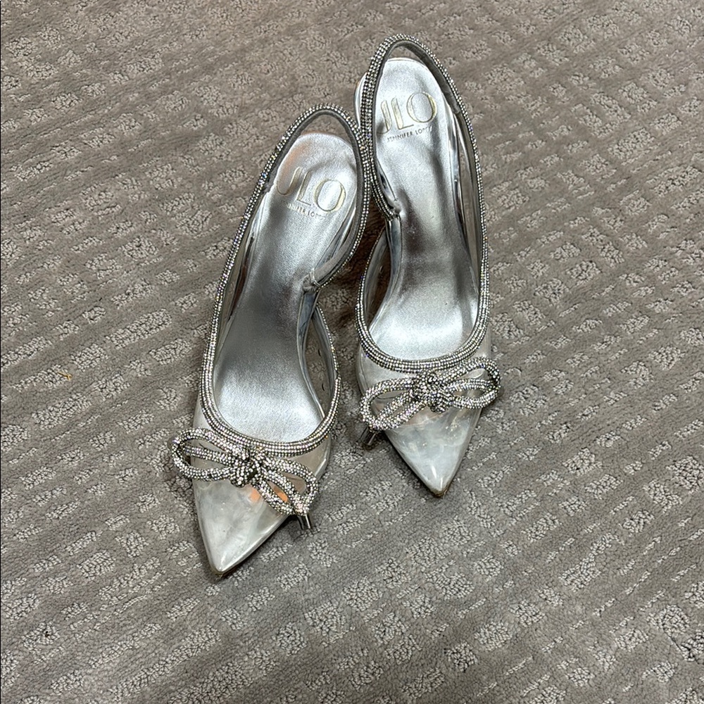 Jennifer Lopez Silver Stiletto Heels with Bow